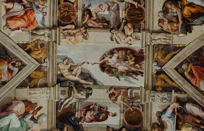 Michelangelos Erschaffung Adams ist ein Sinnbild für die Würde des Menschen als Ebenbild Gottes